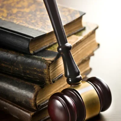 judge-gavel-with-old-books-2025-03-16-06-58-26-utc.webp